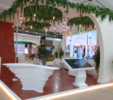 تنفيذ بوثات المعارض بجودة عالية يضمن حضورًا قويًا ويعكس احترافية الشركة داخل المعارض.